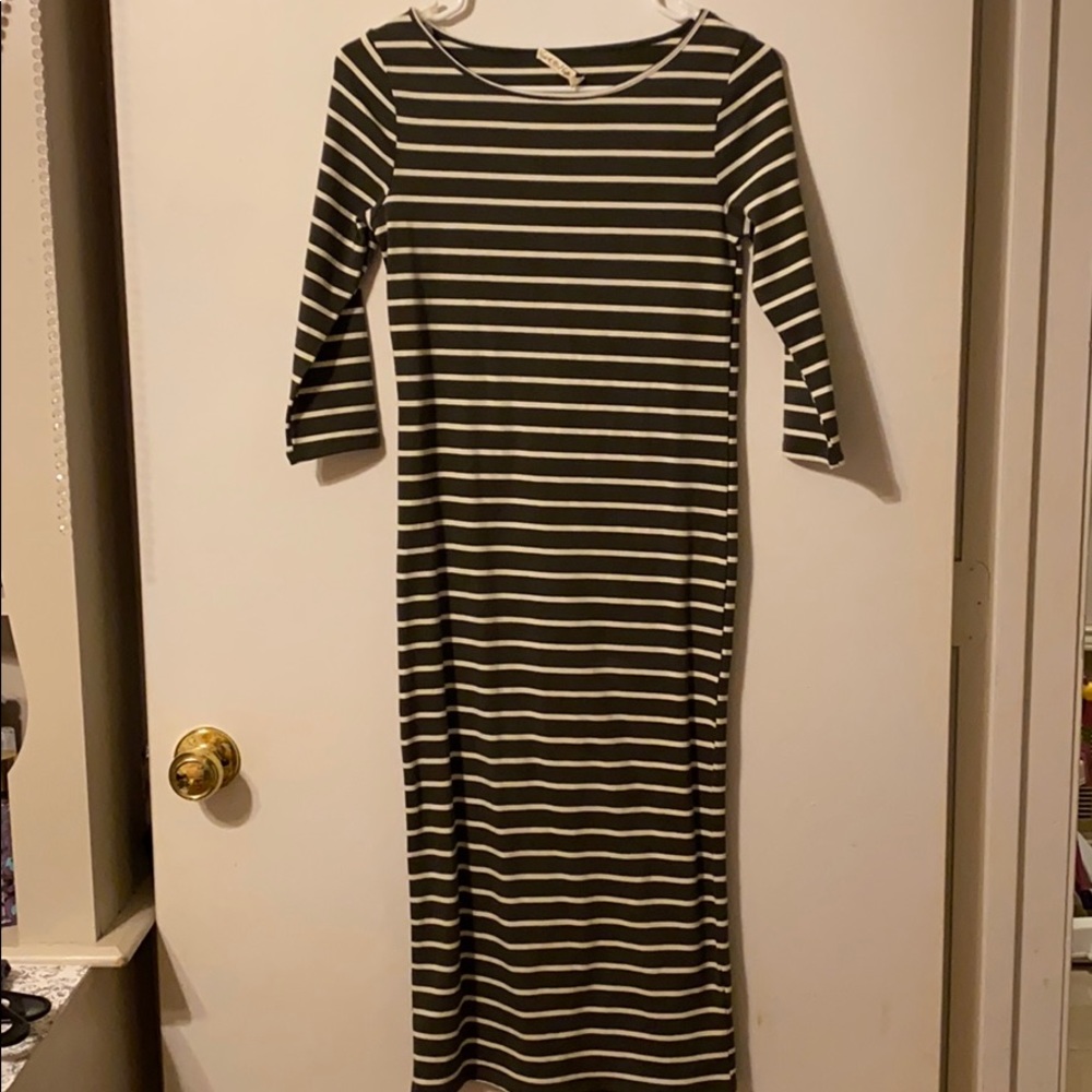 Maxi body contouring dress